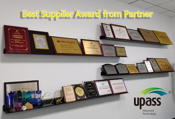 0.035 मिमी पारदर्शी ईवीए गर्म पिघलने चिपकने वाला रोल फिल्म पैकिंग बिटुमेन और चिपकने वाला गोंद के लिए