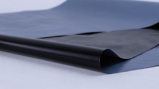 किफायती लचीला BOPP CPP PE मेटलाइज्ड पारभासी लैमिनेटिंग रिलीज फिल्म रोल 100*55*55cm वाटरप्रूफिंग पैकेजिंग ब्लो